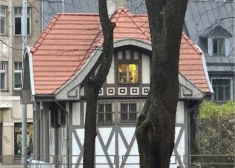 Iedzīvotāji ceļ trauksmi sociālajos tīklos – namā Rīgas centrā nelegāli "ieperinājušies" migranti. Pašvaldība skaidro, vai bažas ir pamatotas