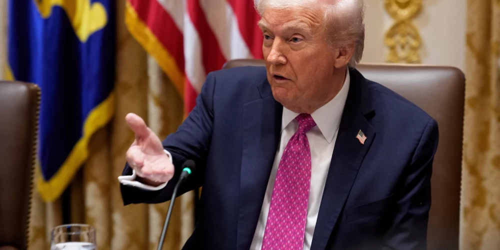 На Киев оказывается сильное давление, требующее от нее скорейшего принятия плана Трампа.