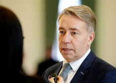 Augulis: Švinka nespēj pārvaldīt satiksmes nozari un viņam jāatkāpjas no amata