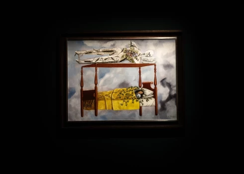 Glezna "El sueño (La cama)", kuras nosaukums tulkojams kā "Sapnis (Gulta)", tapusi 1940. gadā, un tajā Kalo atainojusi sevi guļam gultā.