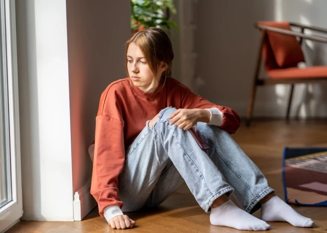 Veselības ministrija uzsāk pētījumu par nelabvēlīgu bērnības pieredzi un tās ietekmi uz jauniešiem