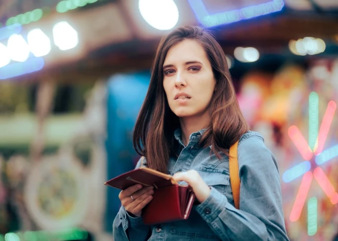 Латвийцы массово отказываются планировать бюджет. Эксперты бьют тревогу