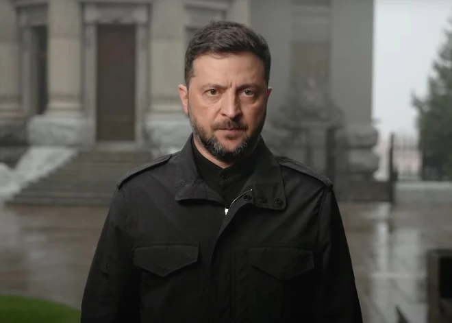 "Либо сложные 28 пунктов, либо самая тяжелая зима": Зеленский обратился к украинцам из-за "мирного плана" США