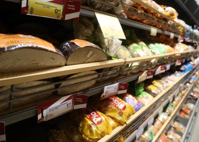 No nākamā gada maizei, pienam un svaigai putnu gaļai piemēros samazinātu 12% PVN