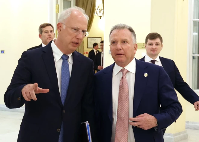 Trampa sūtnis miera plānu rakstījis kopā ar Putina cilvēku – tekstā palikušas krievu frāzes