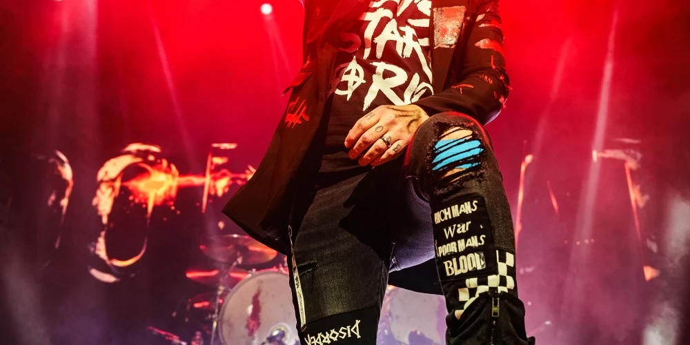 Rīgā uzstājās “Three Days Grace”.