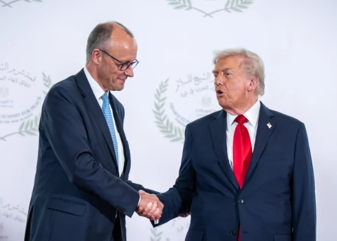 Mercs ar Trampu pārrunājis ASV miera plānu.