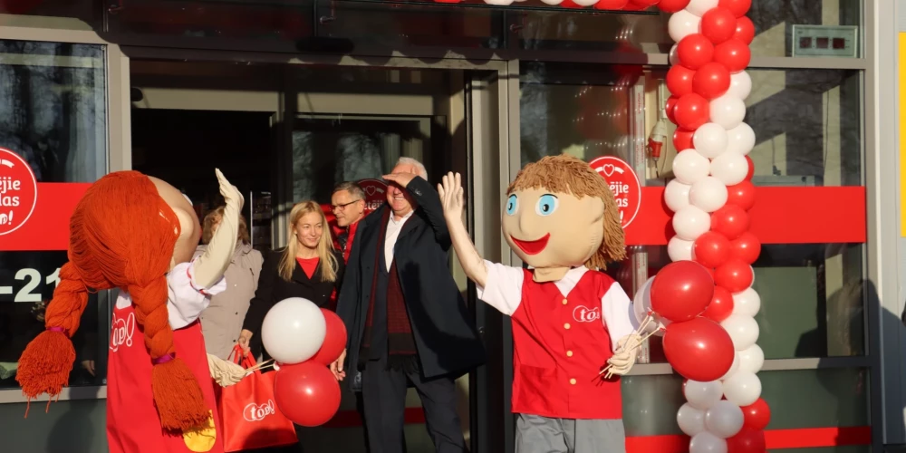 "top!" veikala atklāšana vietējiem iedzīvotājiem bija liels notikums.