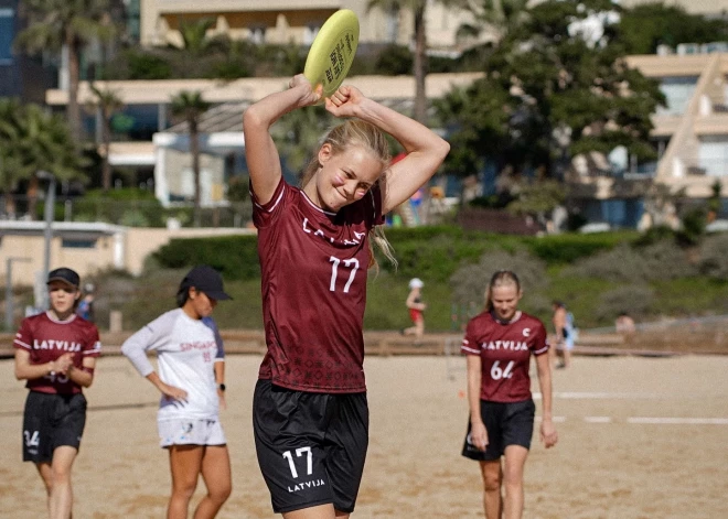 Latvijas sieviešu frisbija izlase pasaules čempionātā izcīna devīto vietu