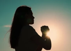 4 знака зодиака получат мощный знак от Вселенной 23 ноября