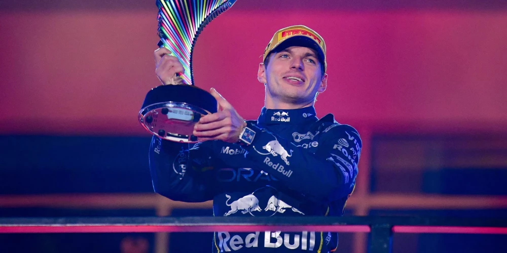 Makss Verstapens no "Red Bull" komandas sestdien uzvarēja Pirmās formulas pasaules čempionāta Lasvegasas "Grand Prix" posmā.