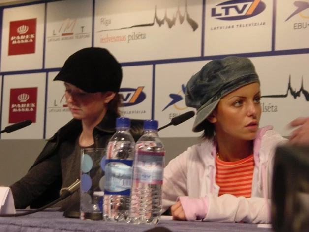 Участницы группы на пресс-конференции "Евровидения" в Риге.