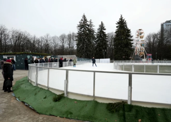 Arī šoziem Esplanādē būs publiskā slidotava