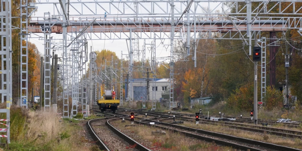Vairākas ministrijas un drošības iestādes gatavo atzinumu par sliežu nojaukšanas Krievijas pierobežā ietekmi.
