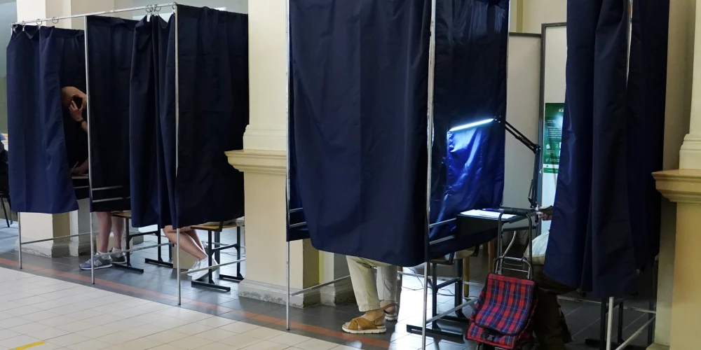 VDD rosina pret divām personām kriminālvajāšanu par balsu pirkšanu vēlēšanās.