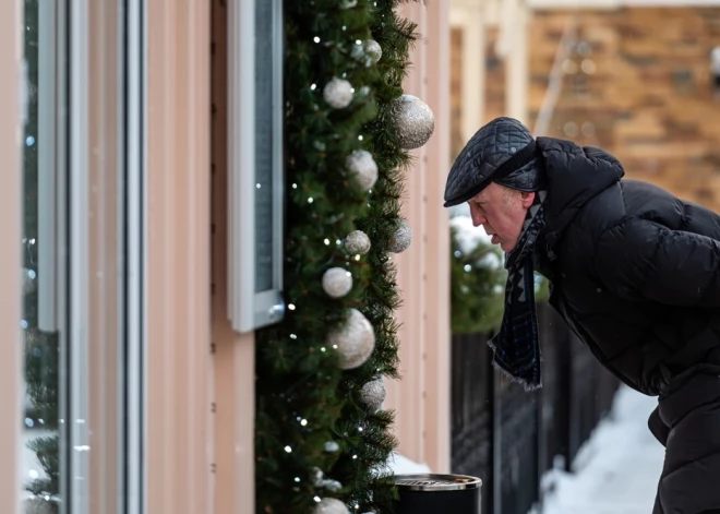 В выходные Юрмала откроет праздничный сезон: на Йомас появится впечатляющий "Елочный променад"
