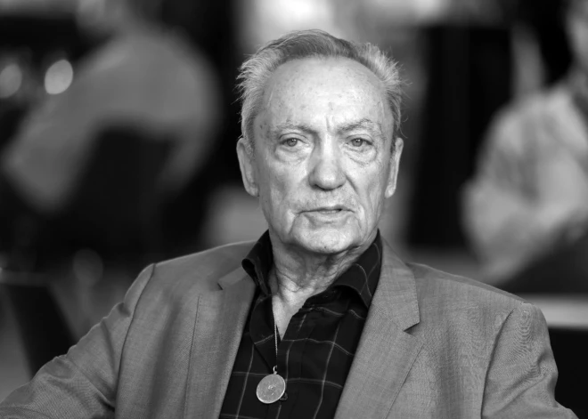 Miris vācu kinoaktieris Udo Kīrs