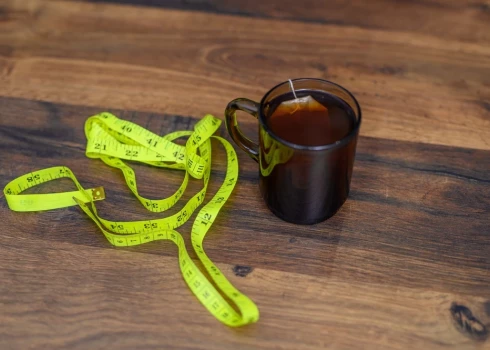 Vai šī tēja tiešām palīdz zaudēt svaru?