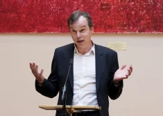 "Если бы у нас были те 800 миллиардов": исследователь нашел причину экономических трудностей в Латвии