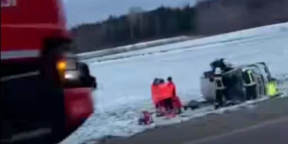 Šodien uz P105 šosejas (Saldus–Ezere), pie Kursīšiem, notikusi smaga avārija.