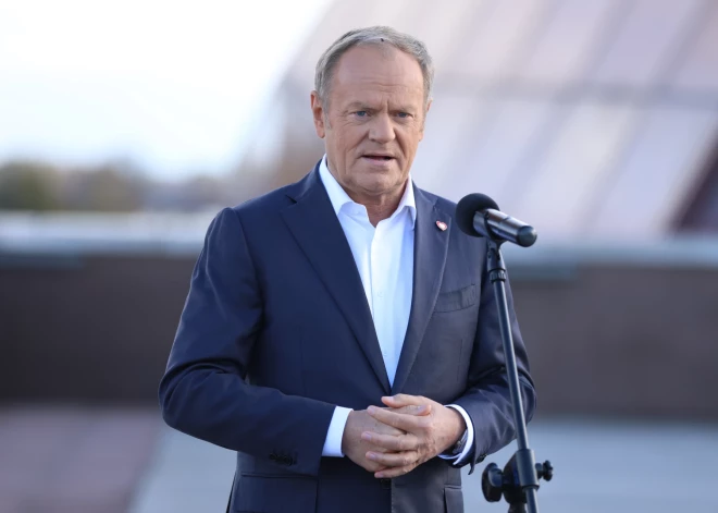 Donalds Tusks stingri uzsver, ka miera plāns ir jāizstrādā apdomīgi