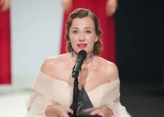 "Spēlējot jutu, kā mani burtiski dedzina," - gada labākā aktrise Maija Doveika par to, kādus upurus prasa skatuves dzīve