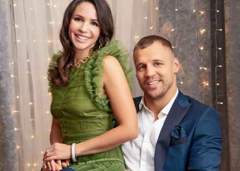 Jūlija un Mairis Brieži nu iet katrs savu ceļu.