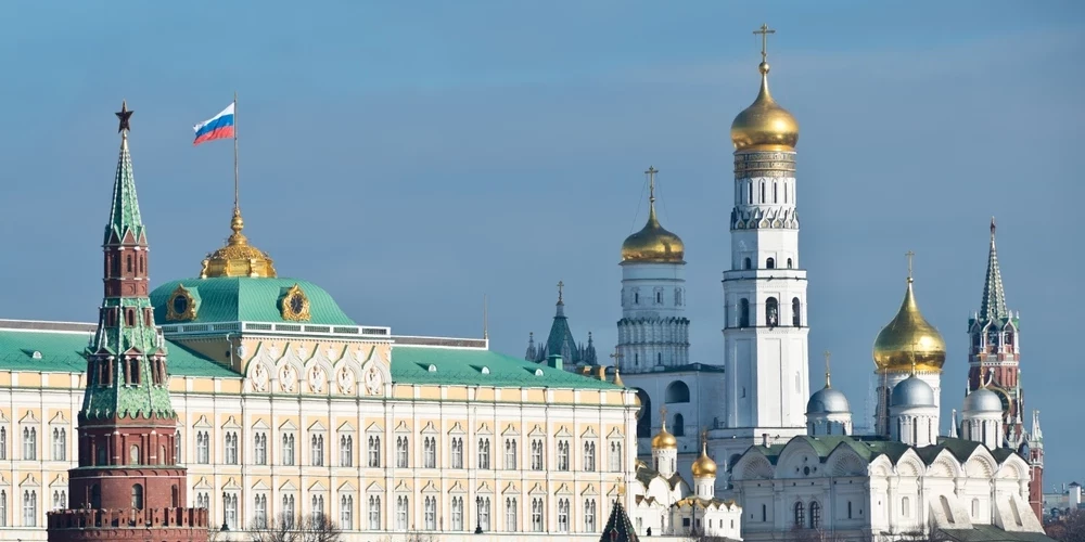 Krievija Trampa Ukrainas priekšlikumu nodēvē par “ļoti labu sarunu pamatu”.