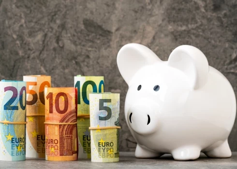 Тем, кто уже делает взносы в пенсионную систему, дадут подсказку, как не потерять деньги при передаче накоплений наследникам.