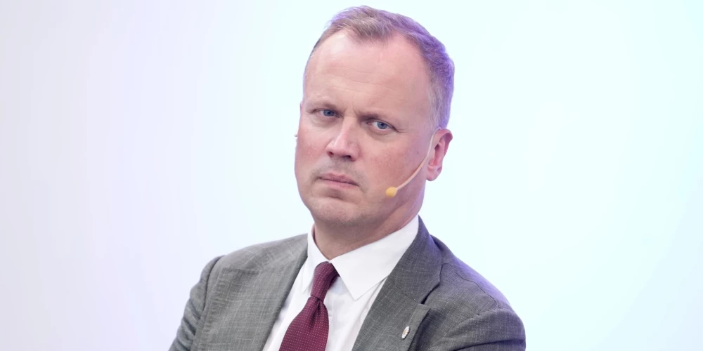 Saeimas deputāts Edgars Tavars asi kritizē valdības 2026. gada budžetu.