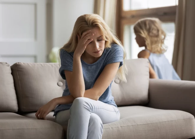 Bērnu audzināšanas realitāte Latvijā: emocionālā vardarbība gandrīz katrā mājā