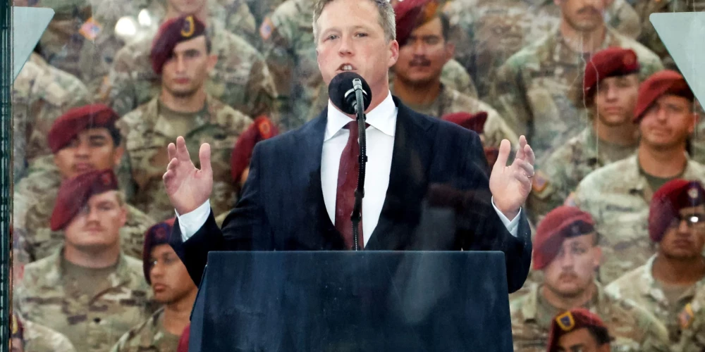 ASV armijas ministrs Daniels Driskols.