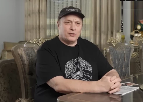 В России Андрею Разину за мошенничество в особо крупном размере грозит до 10 лет колонии.