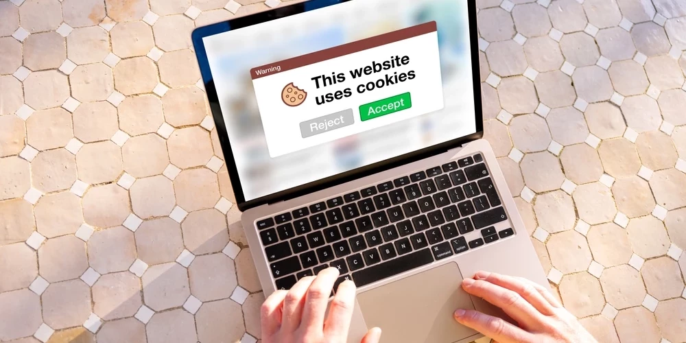 Порой такие таблички бывают очень раздражающими.