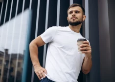 Kā vīriešiem uzturēt sakoptu izskatu ar minimālu piepūli?