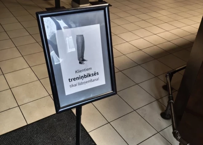 Приходят в трениках, ругаются по-русски: музыкальный клуб в Елгаве защищает свой дресс-код