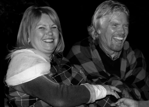 Ričards Brensons un Džoana Templmena (foto: Scanpix / Reuters)