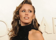 Agrāk tik trakulīgā Mailija Sairusa savu 33. dzimšanas dienu nosvin vienkārši un sirsnīgi