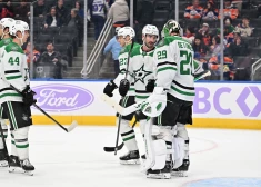 Dalasas "Stars" grauj krīzē nonākušo "Oilers" 
