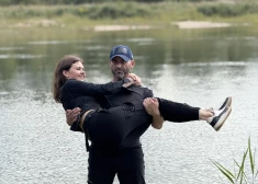 Dzīves baudītāja Rebeka, terminators Normunds, kautrīgais Edgars un citi - iepazīsti jaunā iepazīšanās šova "Mīlestība bezceļos" pirmos dalībniekus