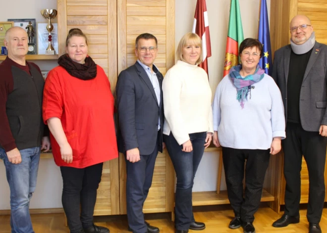 Valka gatavojas Tautas deju festivālam “Latvju bērni danci veda”