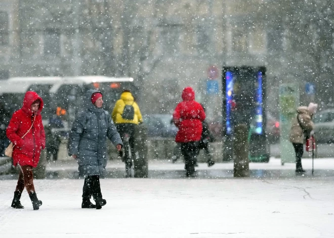 Eiropas pensiju sistēmām jauns izaicinājums - esam sākuši dzīvot pārāk ilgi