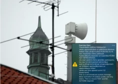 Iedzīvotāji sociālajos tīklos šūmējas par to, ka nav saņēmuši šūnu apraides ziņojumu pirms sirēnu pārbaudes