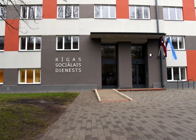 В Риге получить помощь соцслужбы станет проще и можно будет прийти без записи