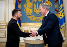 СМИ: глава делегации США в Киеве пугал Украину полным поражением, настаивая на несправедливом соглашении