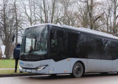 Balvu novada skolēnus turpmāk pārvadās jauns elektroautobuss