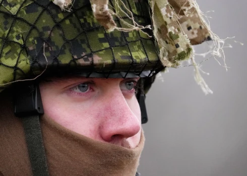 Militārās mācības notiks gan diennakts gaišajā, gan tumšajā laikā.