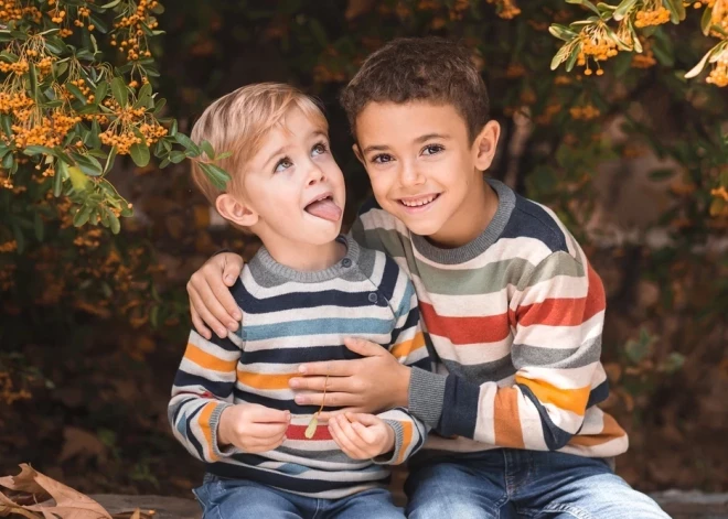 В каком возрасте можно заметить, что ребенок гомосексуален, и какую роль играют гены? Объясняет биолог