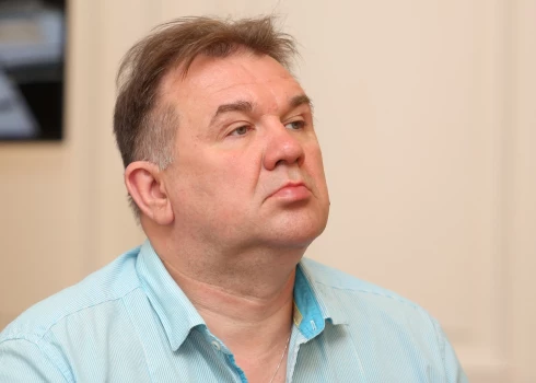 Bijušais Jāzepa Vītola Latvijas Mūzikas akadēmijas pasniedzējs, Senās mūzikas katedras vadītājs Māris Kupčs.