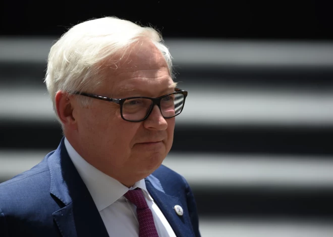 Krievijas Ārlietu ministrija: nekādas principiālas piekāpšanās Ukrainas jautājumā nebūs!